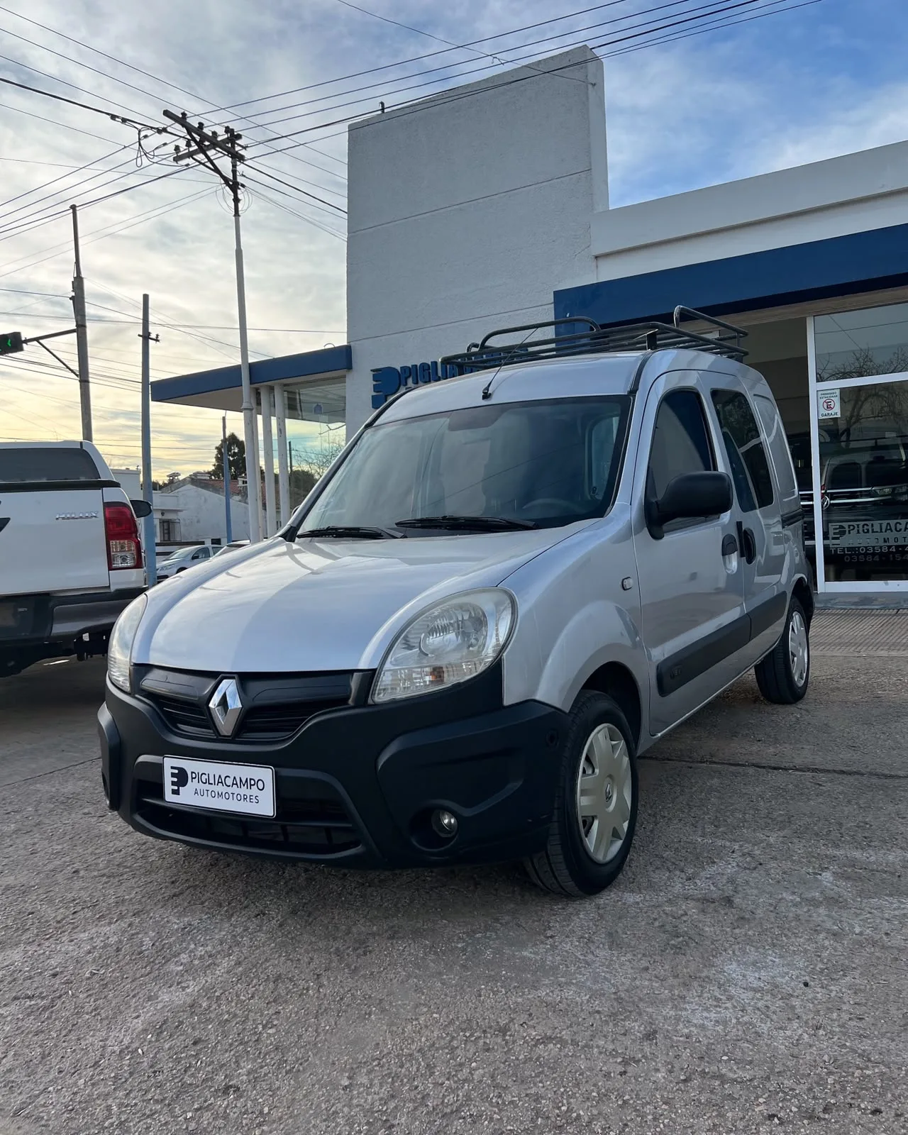 Renault Kangoo 1.6 5 Asientos 2014, usado, foto 1 de 14