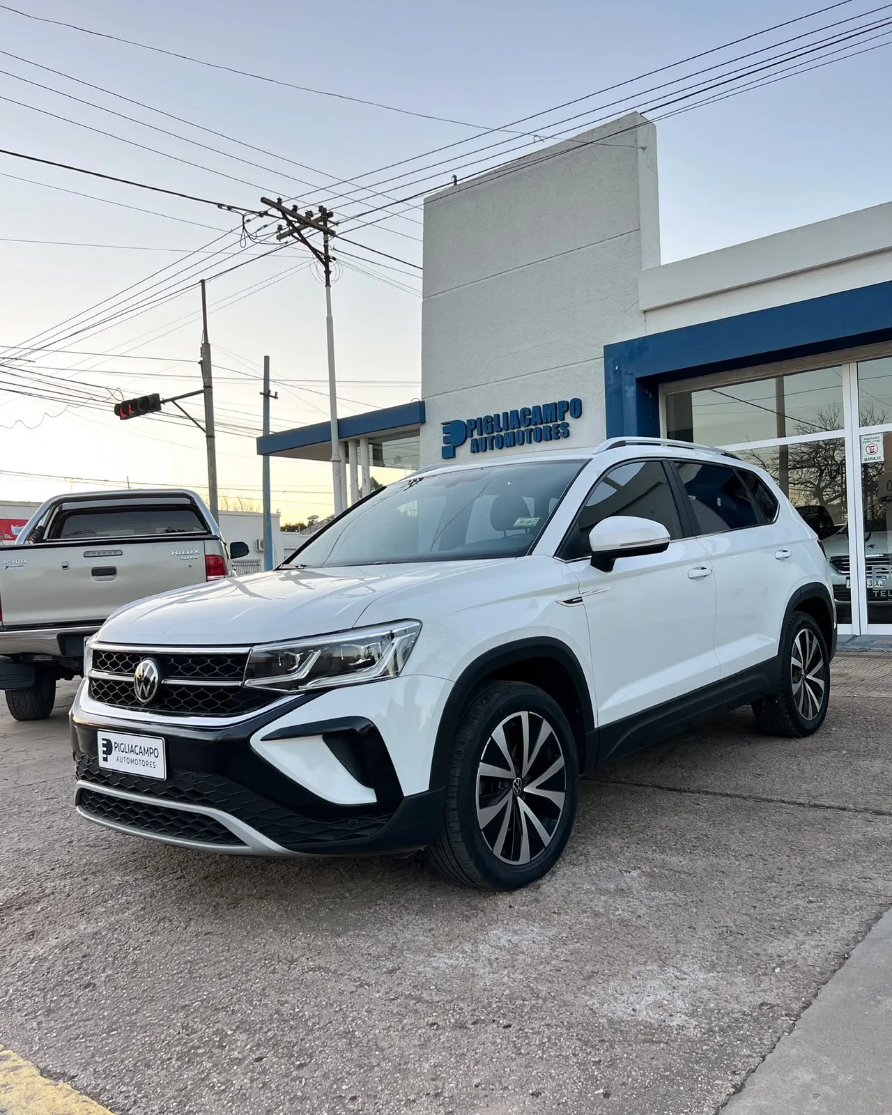 Volkswagen Taos Highline 2022, usado