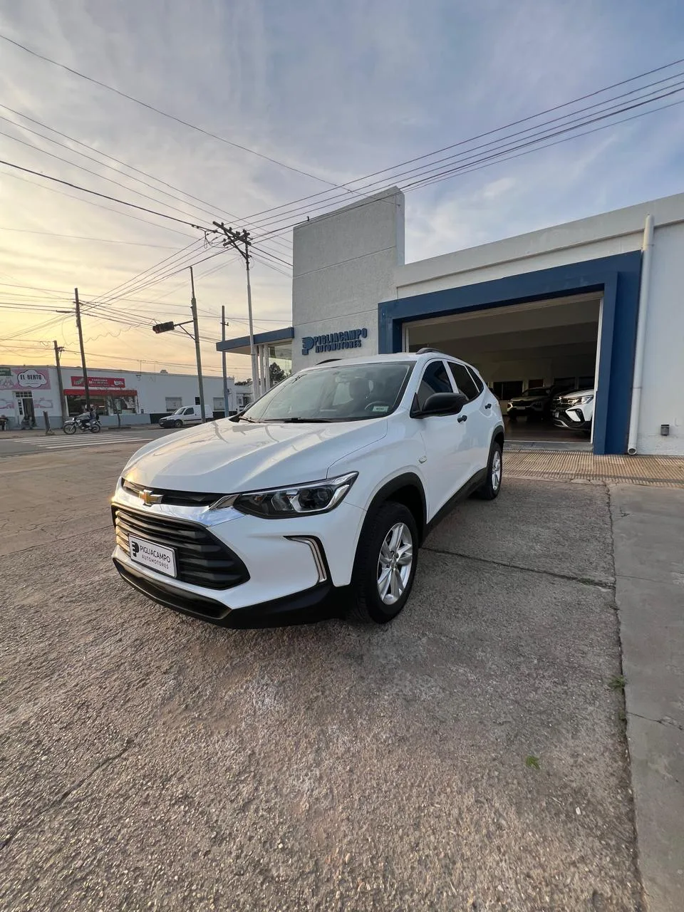 Chevrolet Tracker AT 2023, usado, foto 1 de 10