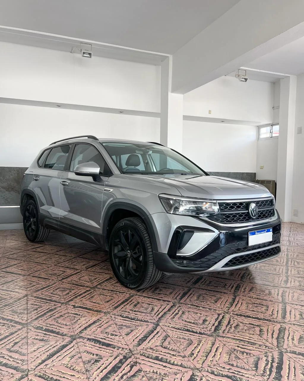 Volkswagen Taos Comfortline 2023, usado