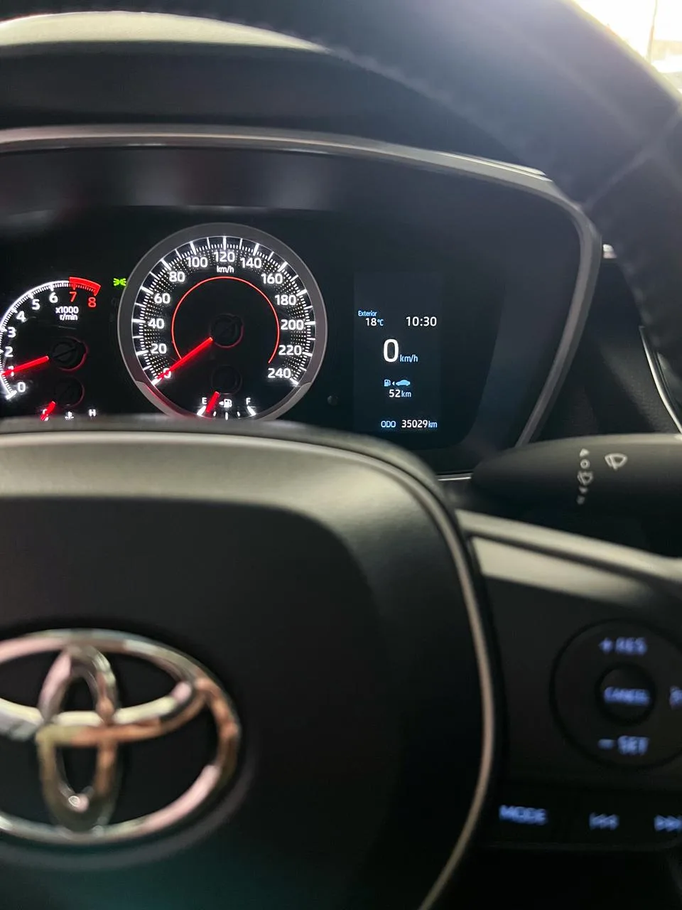 Toyota Corolla XEI MT 2022, usado, foto 1 de 10
